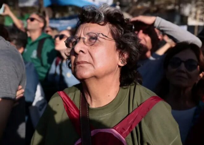 'Estou em modo sobrevivência': por que ter trabalho na Argentina não é seguro contra pobreza