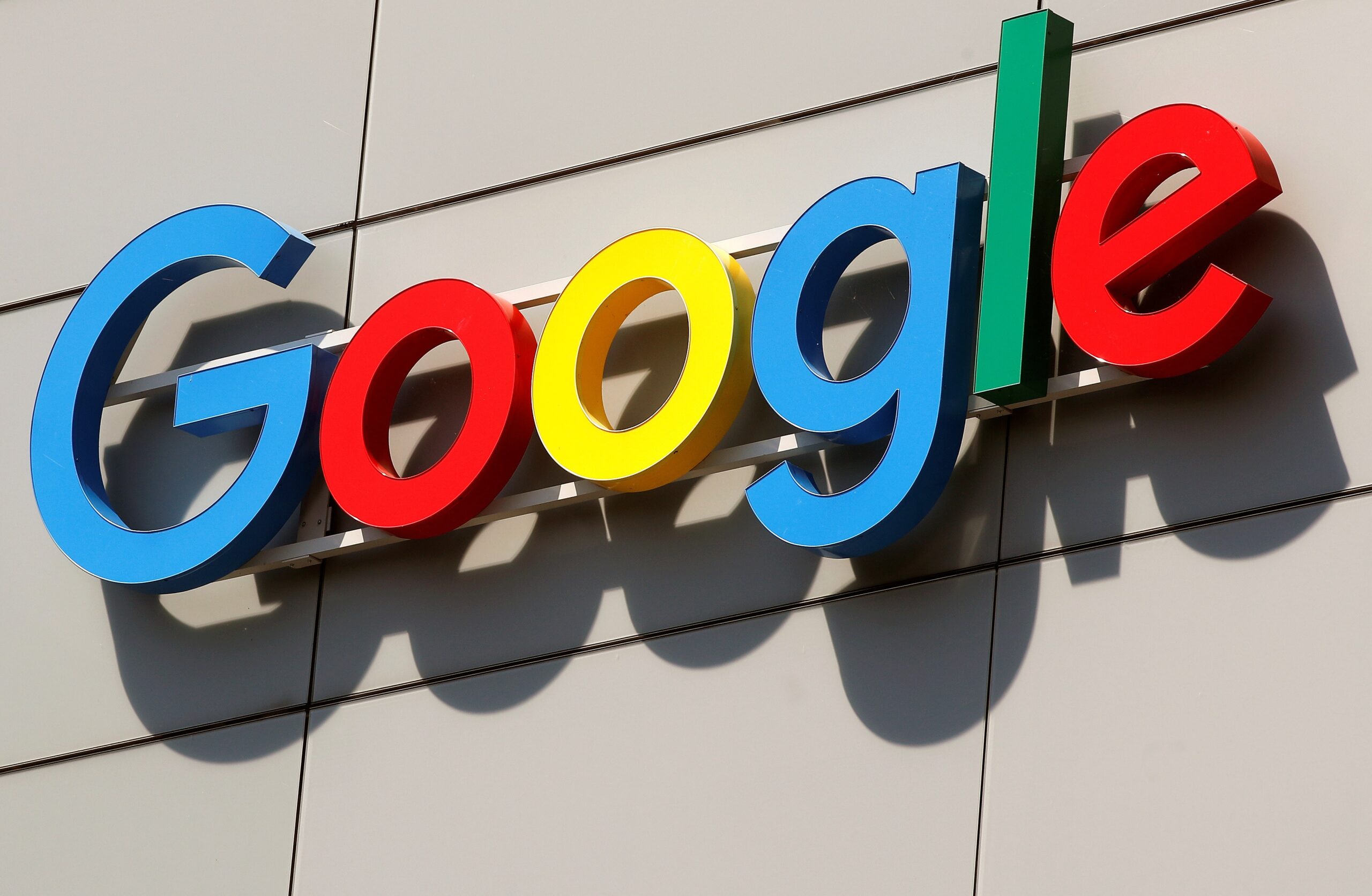 Receita da Alphabet cresce mais de 20%, com melhor trimestre da história de unidade de nuvem após boom de IA