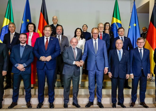 Na Alemanha, Lula nega turbulência em cenário eleitoral e diz estar 'tranquilo' para disputar quarto mandato