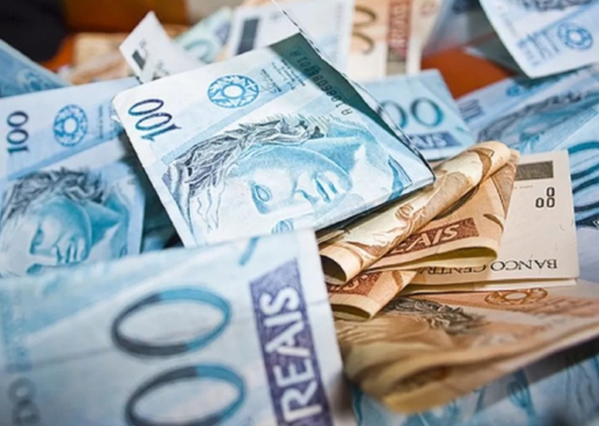 Inadimplência recorde e a operação resgate do governo – O Assunto #1702