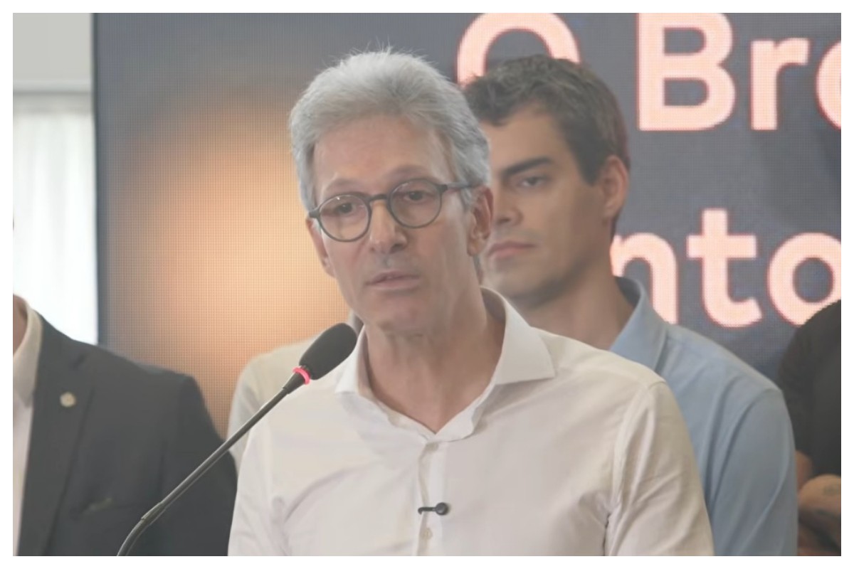 Zema nega ser vice de Flávio Bolsonaro e diz que vai levar candidatura presidencial até o fim