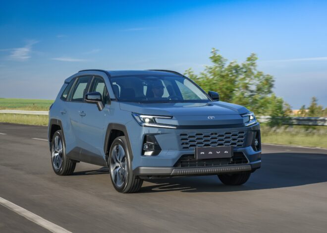 Novo Toyota RAV4 abre mão de ser plug-in para encarar chineses e dobrar as vendas; será possível?