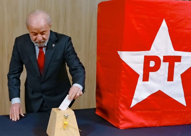 Em manifesto, PT prevê debate sobre reforma administrativa e do Judiciário