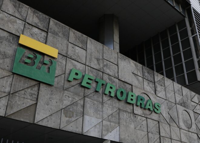 Petrobras reduz fornecimento de diesel a distribuidoras para maio, aponta agência