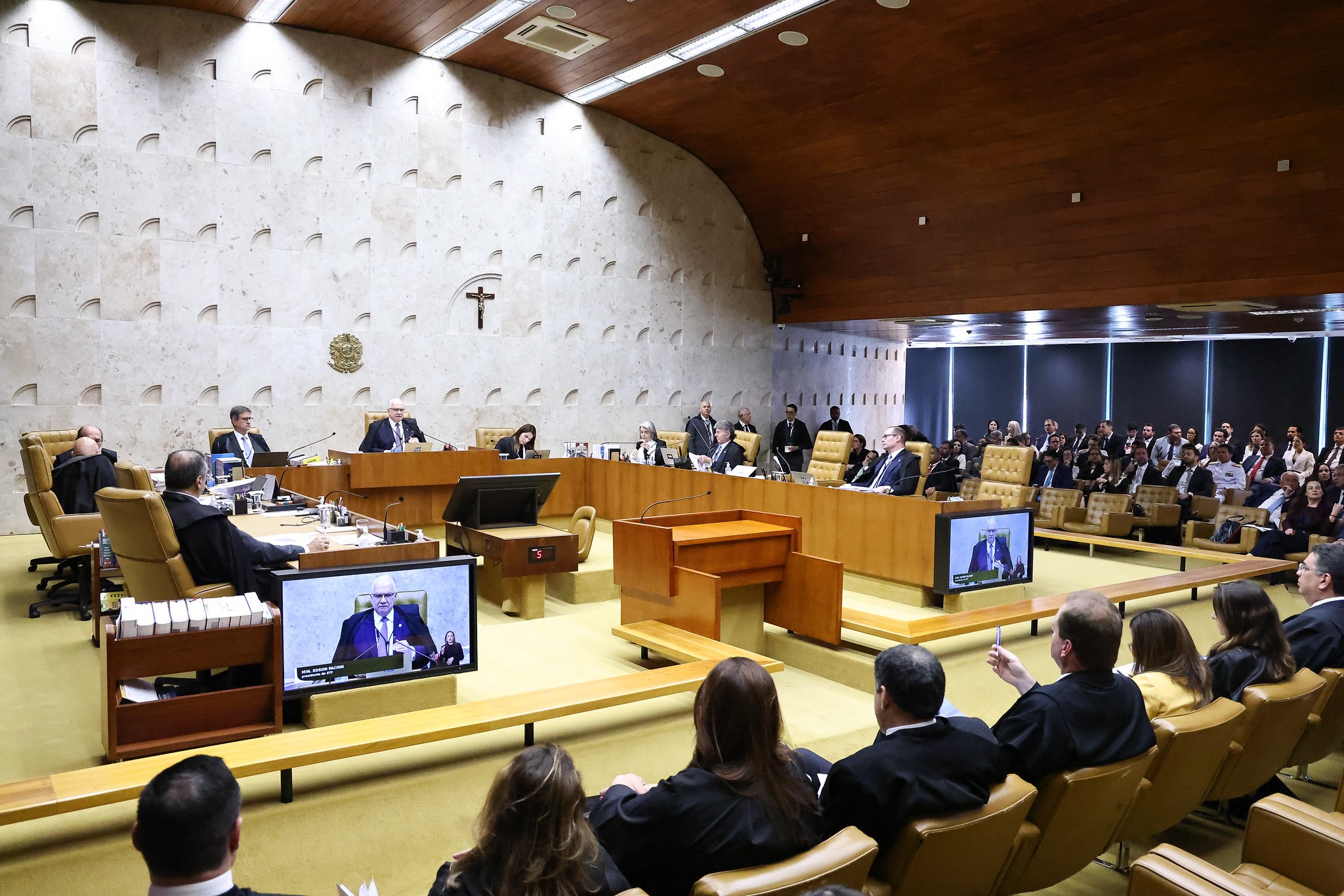 STF reforça decisão sobre penduricalhos e veda mudanças de estrutura que 'driblem' restrições
