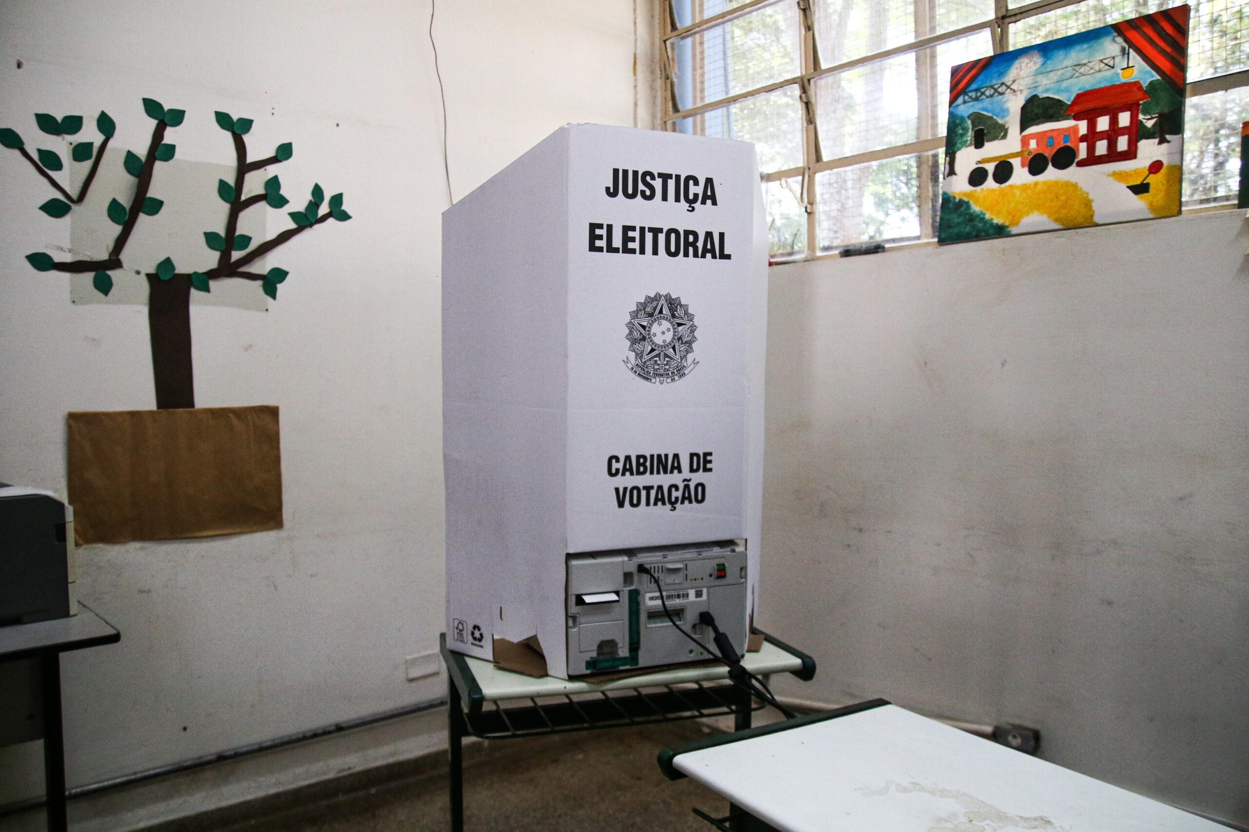 Título de eleitor: termina hoje prazo para tirar documento e regularizar situação eleitoral